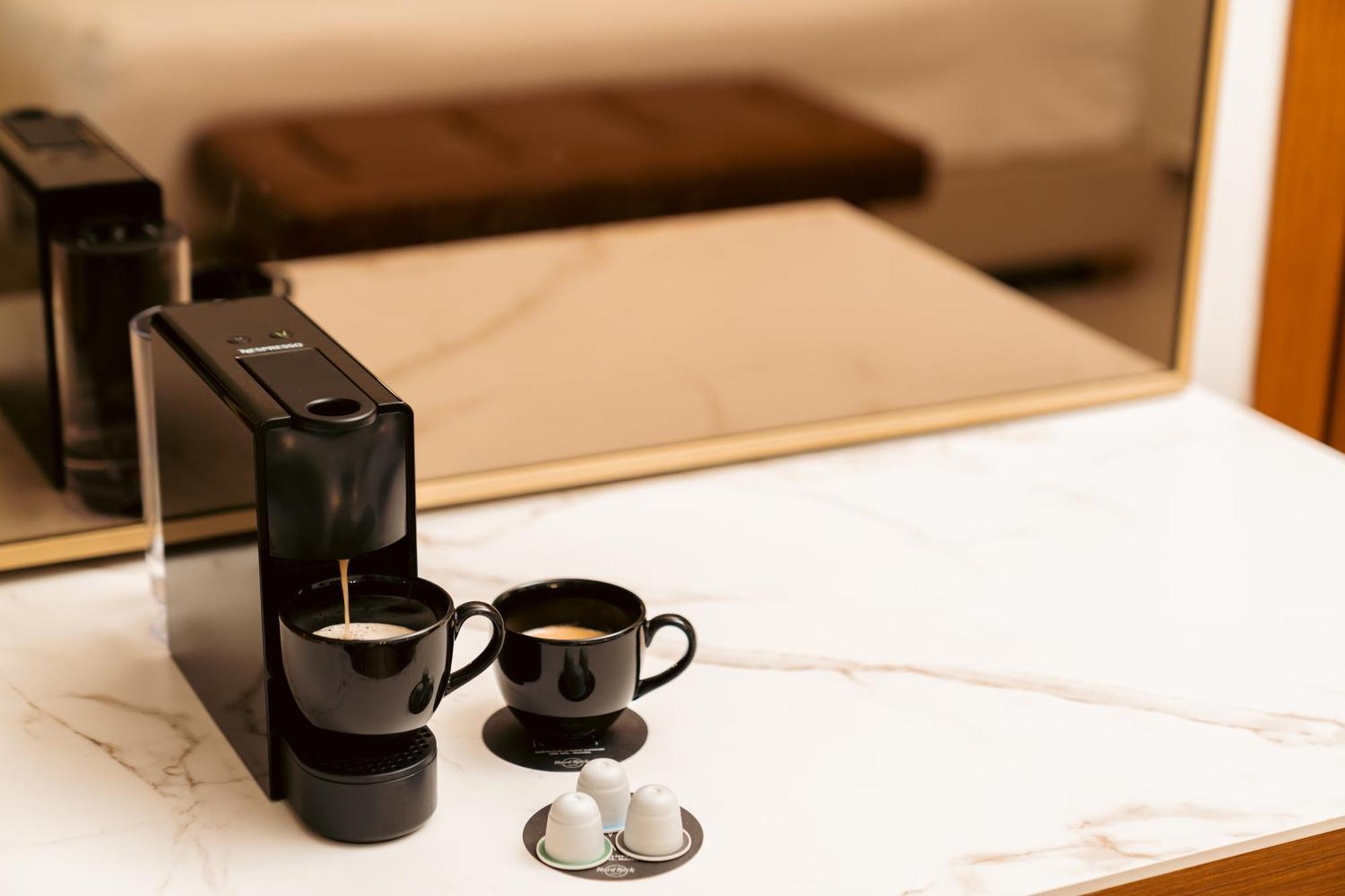 Hard Rock Hotel&Casino Punta Cana - All Inclusive Esterno foto A Nespresso coffee machine