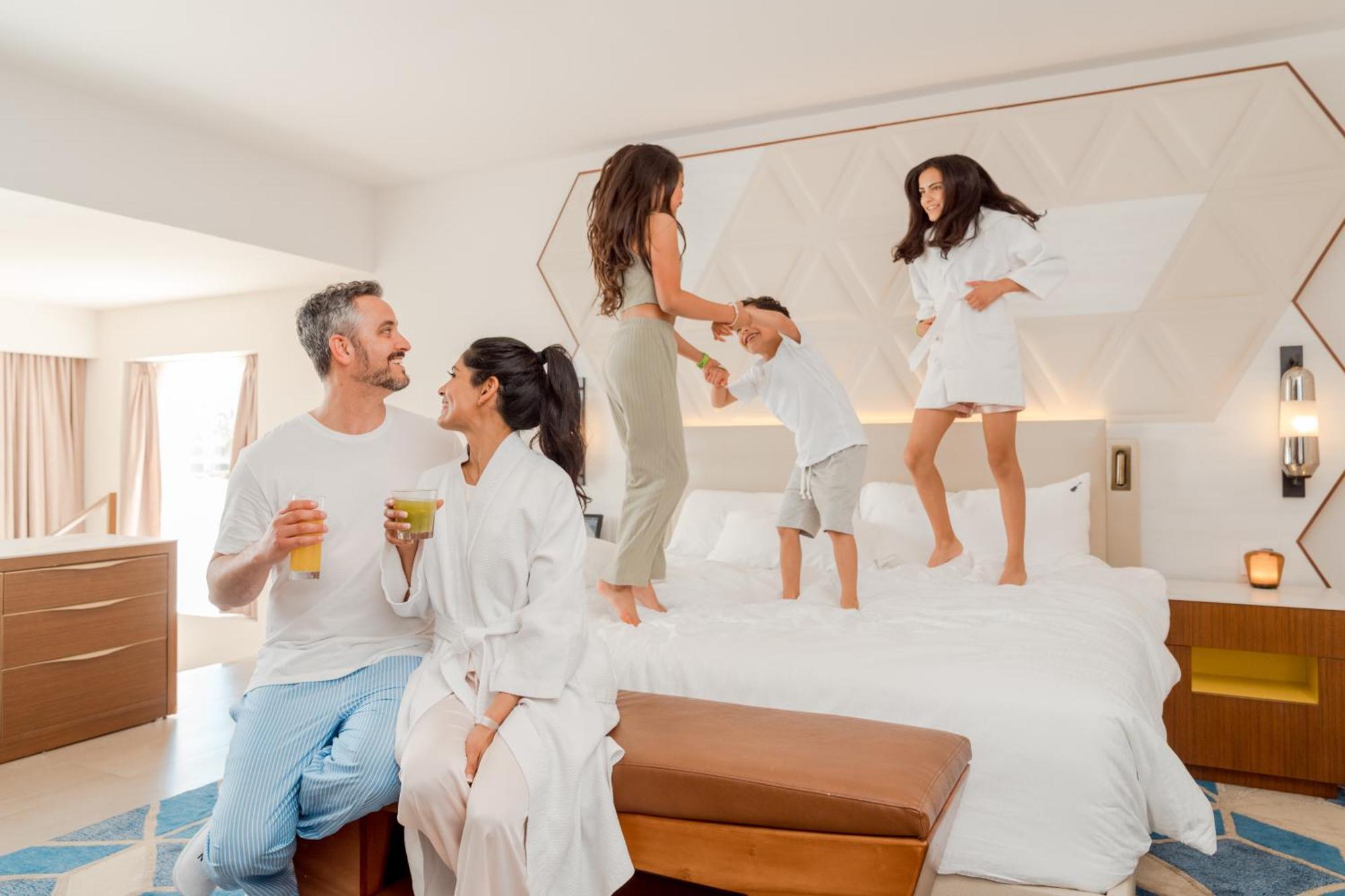 Hard Rock Hotel&Casino Punta Cana - All Inclusive Esterno foto Family at the hotel