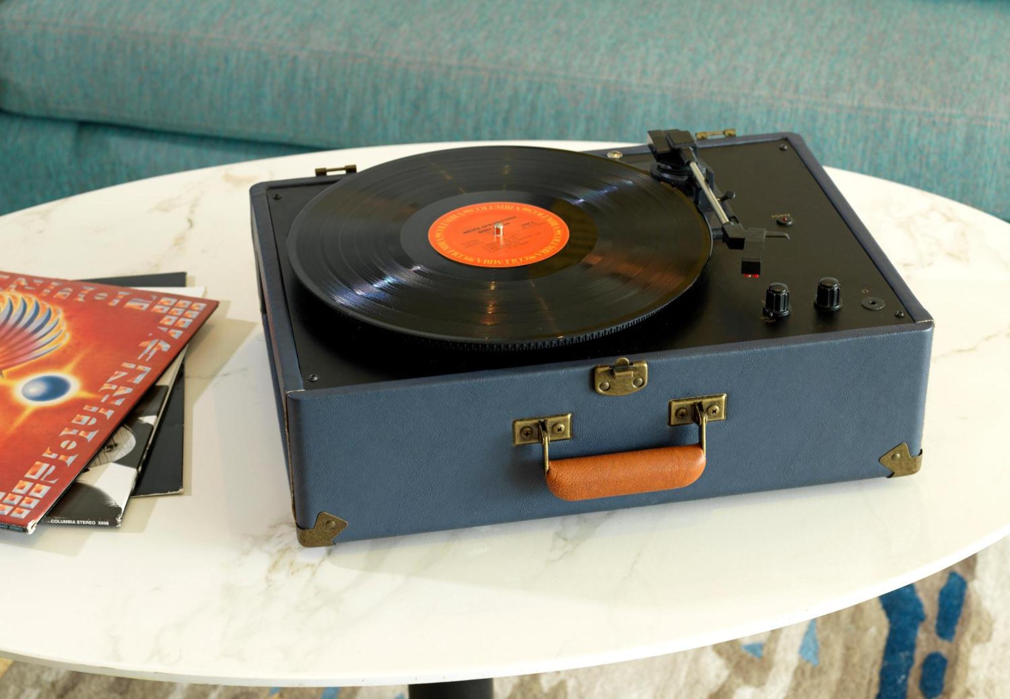Hard Rock Hotel&Casino Punta Cana - All Inclusive Esterno foto A portable turntable