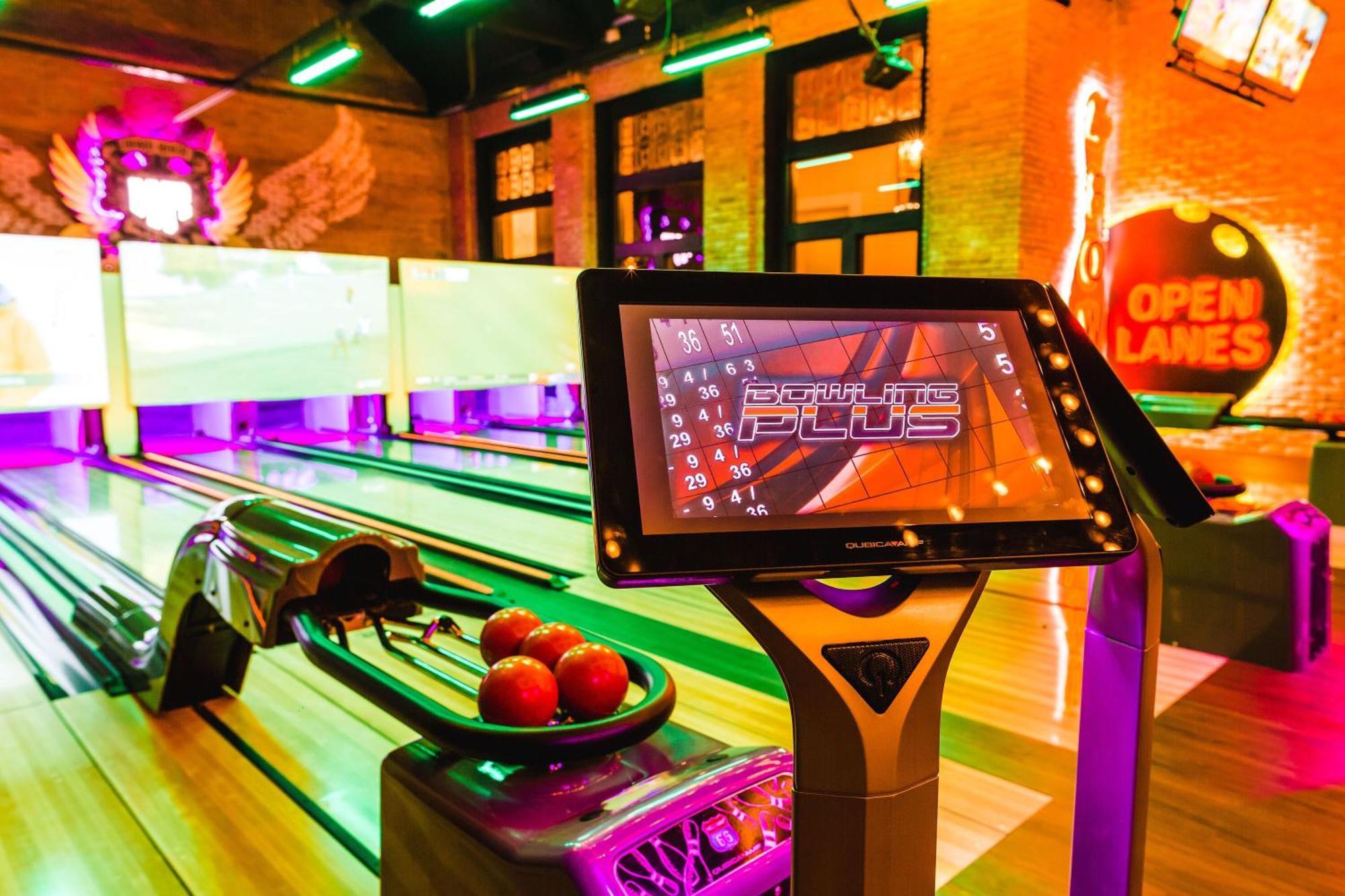 Hard Rock Hotel&Casino Punta Cana - All Inclusive Esterno foto Bowling at the Xscape entertainment centre in Milton Keynes, England