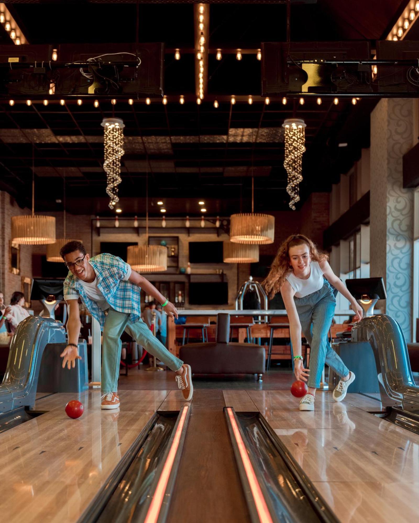 Hard Rock Hotel&Casino Punta Cana - All Inclusive Esterno foto Bowling at the Hard Rock Cafe